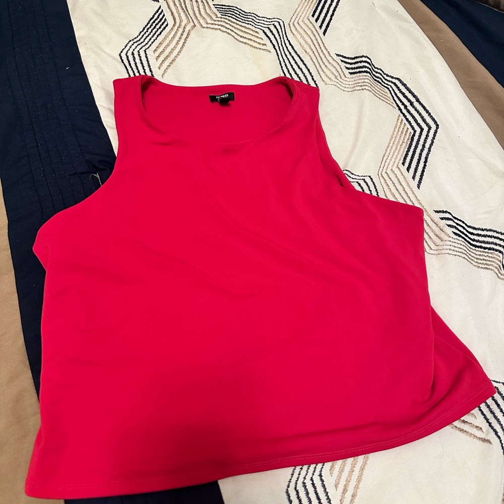 Hot Pink Express Body Contour Crop